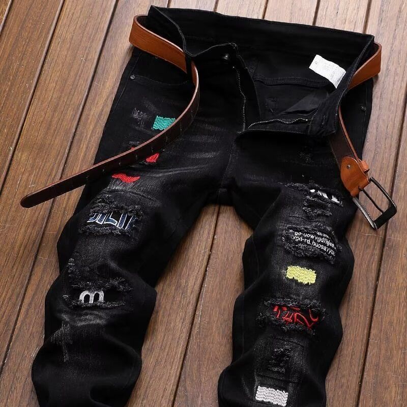 Streetwear Brand Denim - Kore Moda Sokak Giyim Markası Yırtık